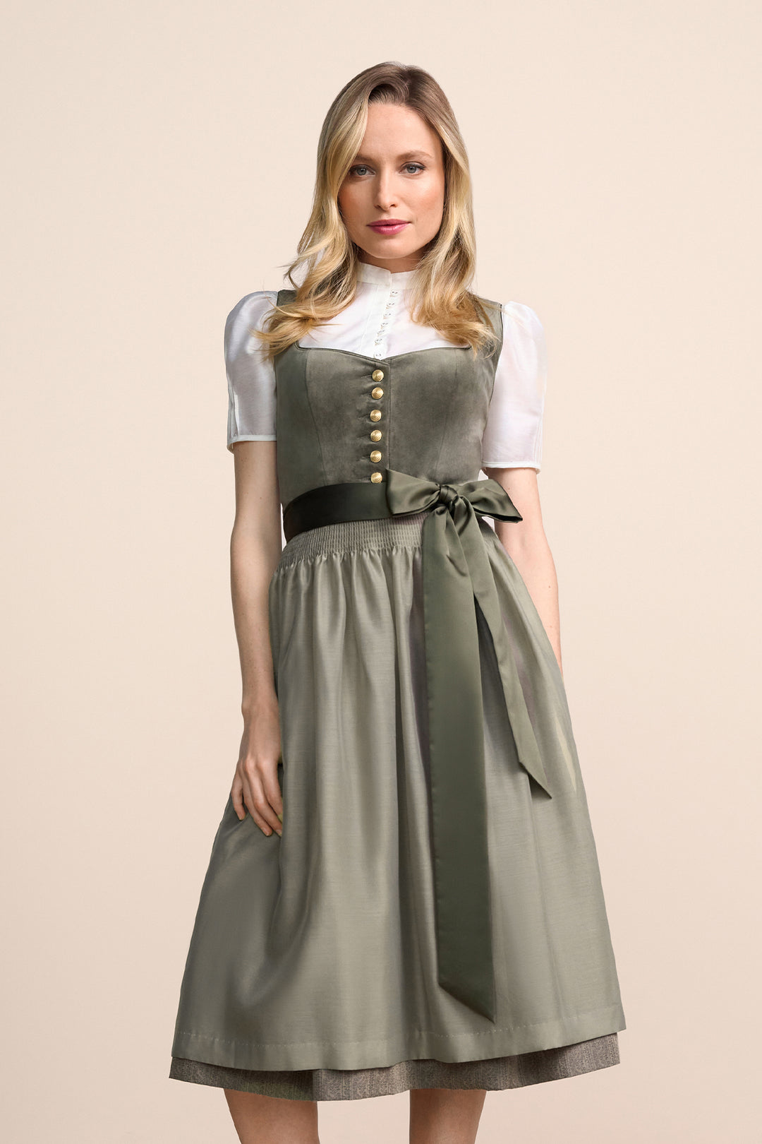 Dirndl Avara 70 cm KRÜGER 