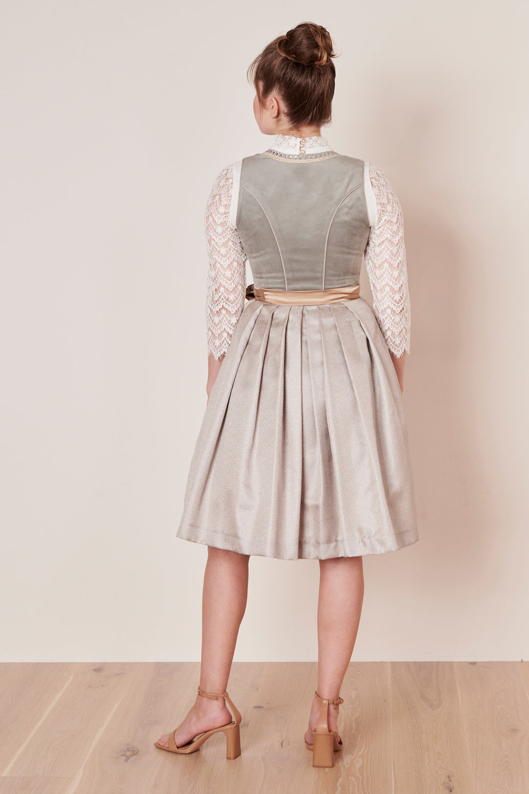 Dirndl Aurea 60cm KRÜGER
