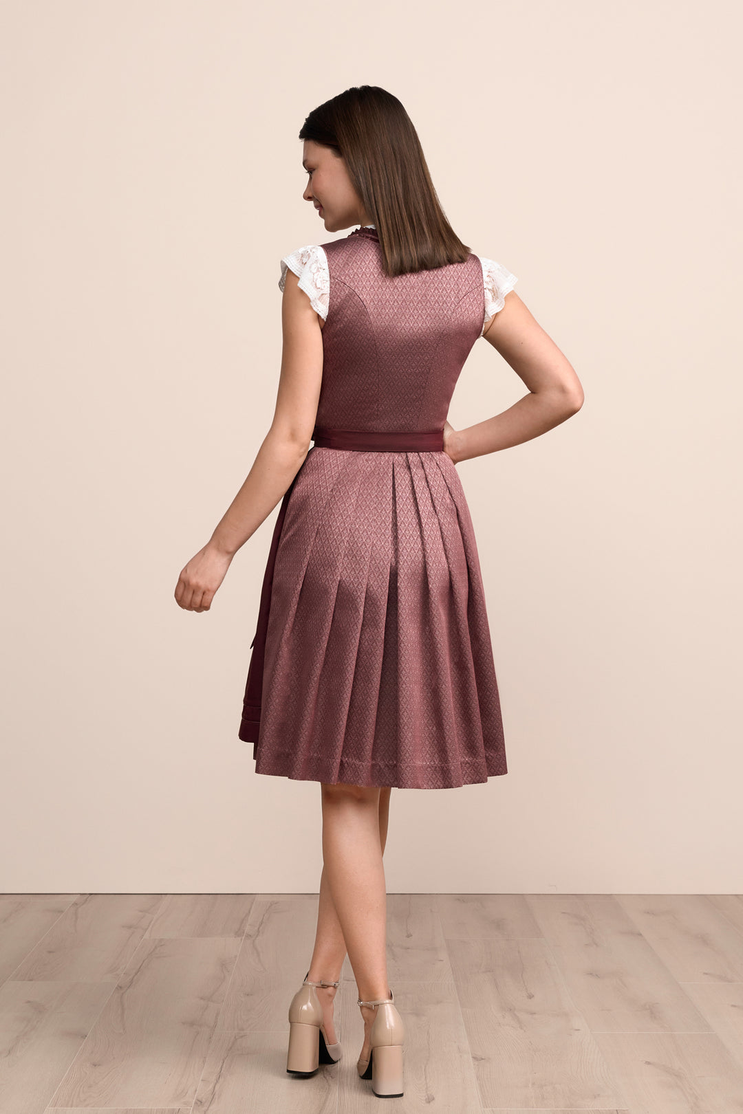 Dirndl Aveloria 60 cm KRÜGER